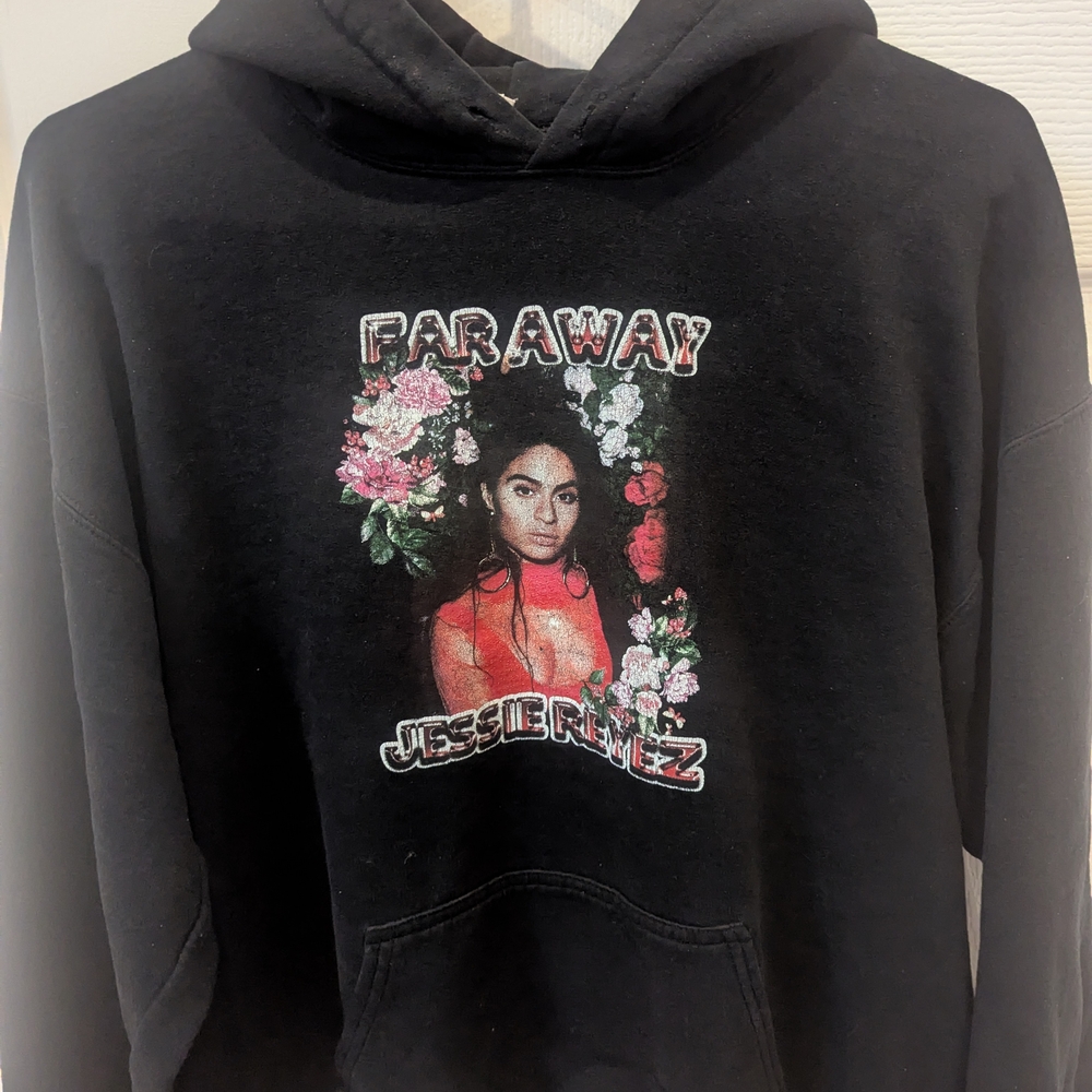 Gildan Black and Pink Oversized Graphic Hoodie